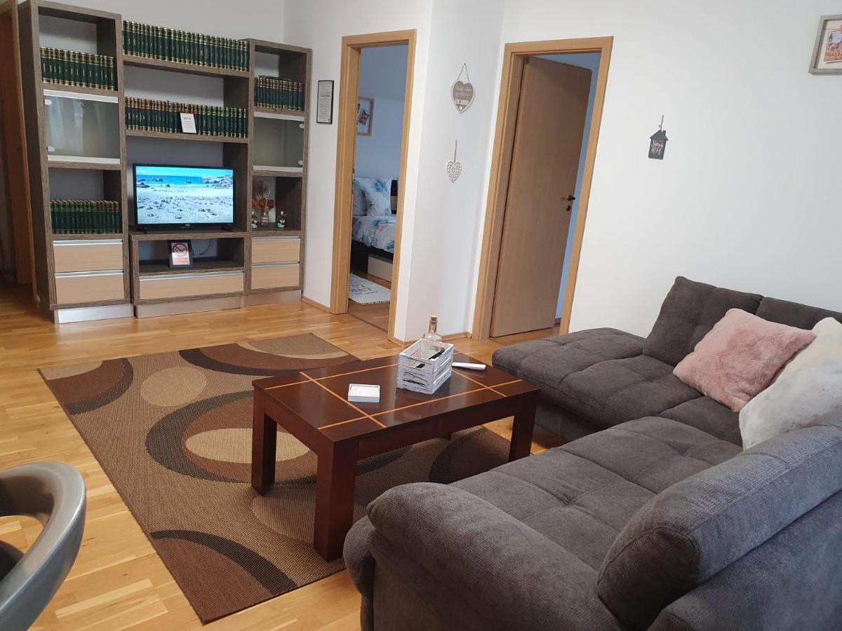 Smiley Apartment Sibiu Dış mekan fotoğraf